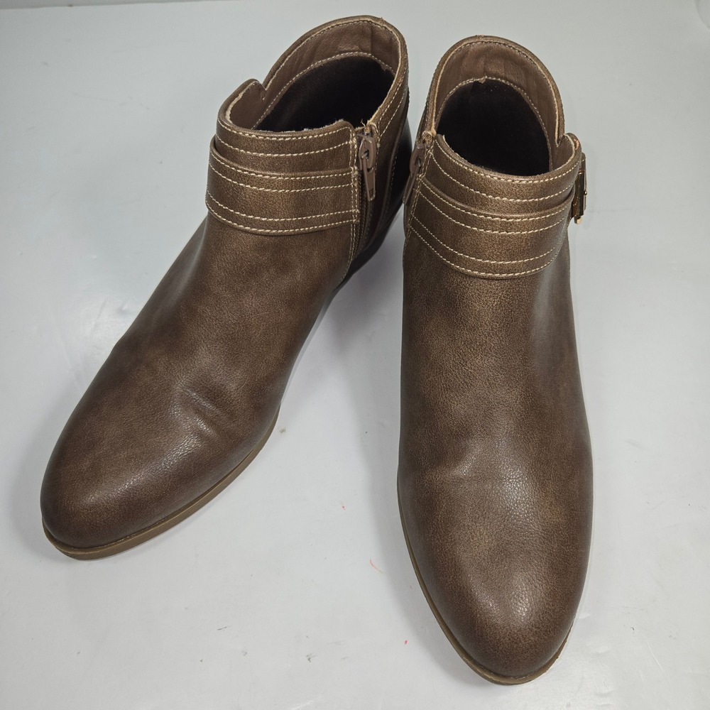 Athlefit Womens Brown Faux Leather Buckle Ankle Boots Low Block Heel Size 7.5